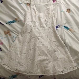 white lilly pulitzer marla dress